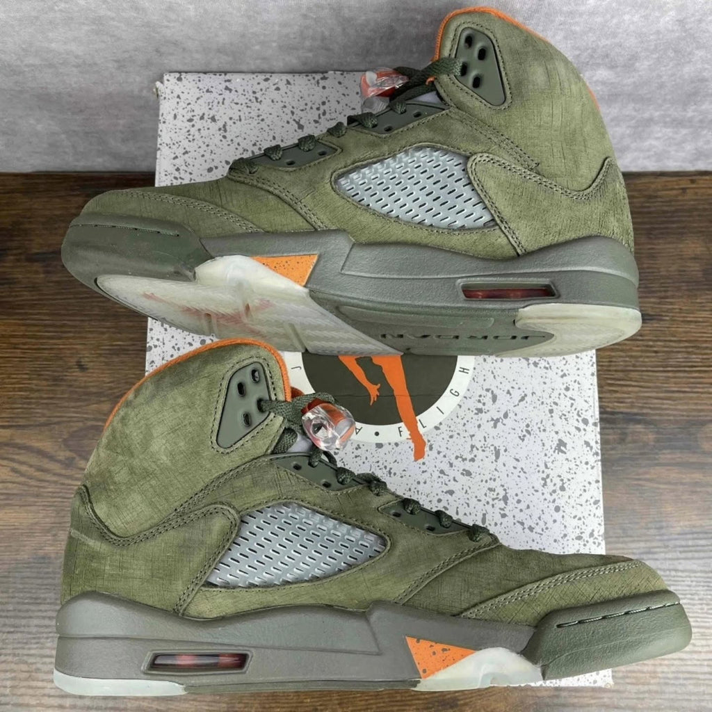 Nike Air Jordan 5 Retro